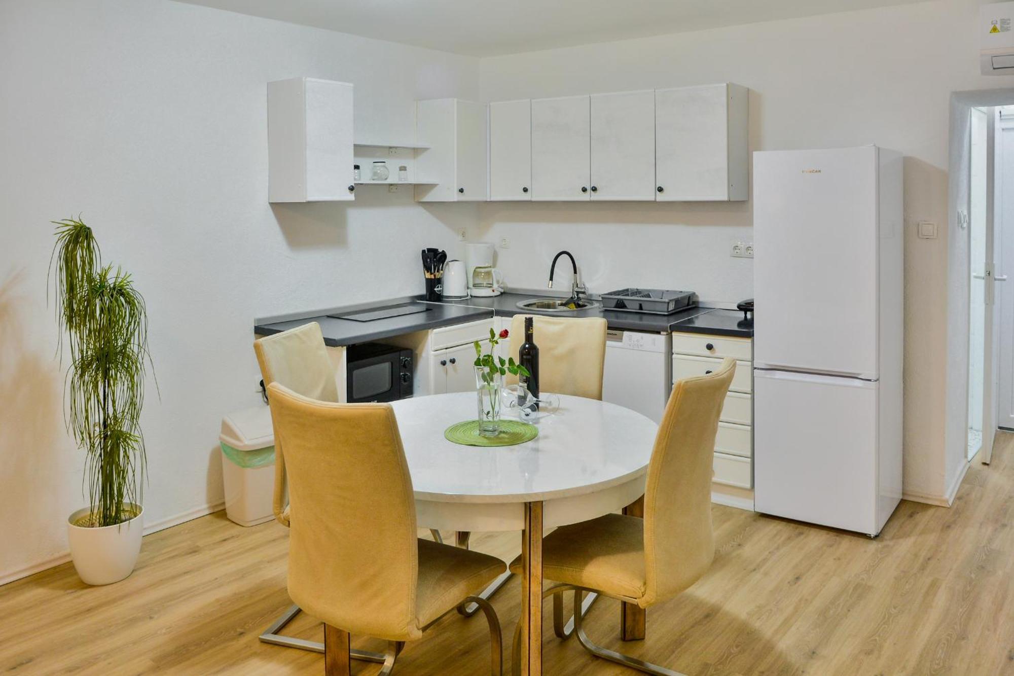 Apartment Bela Senj  Buitenkant foto