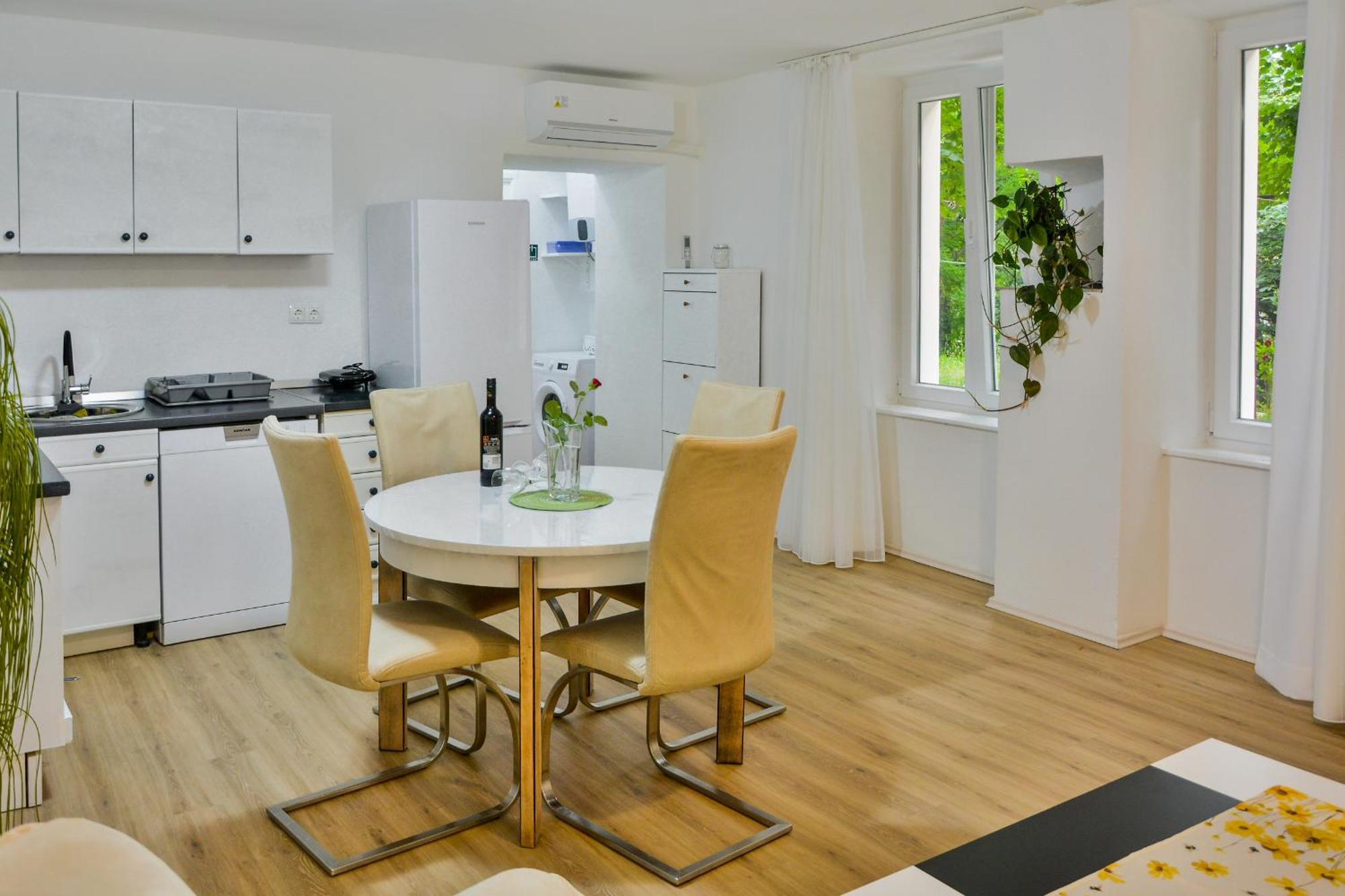 Apartment Bela Senj  Buitenkant foto